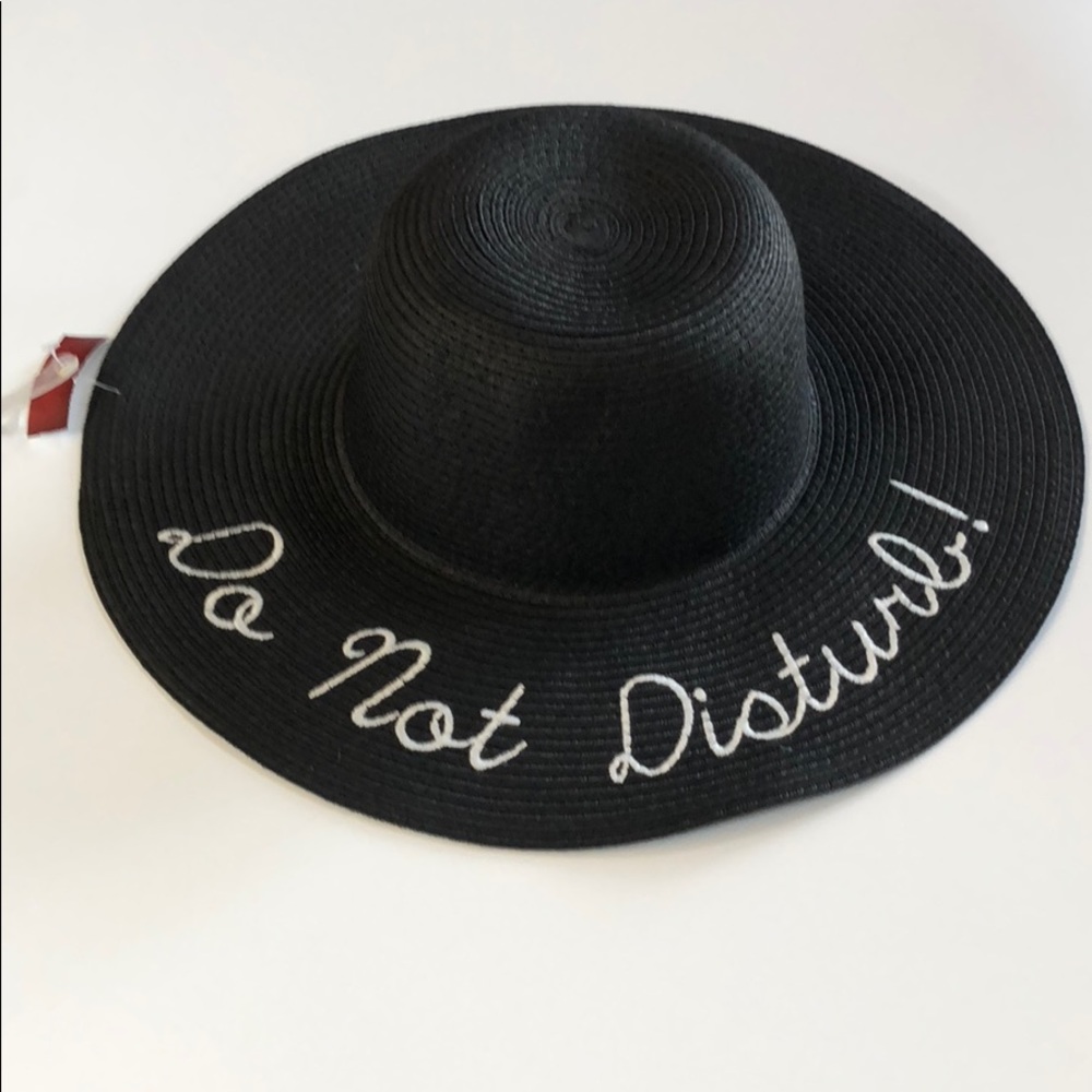 Women’s floppy sun hat